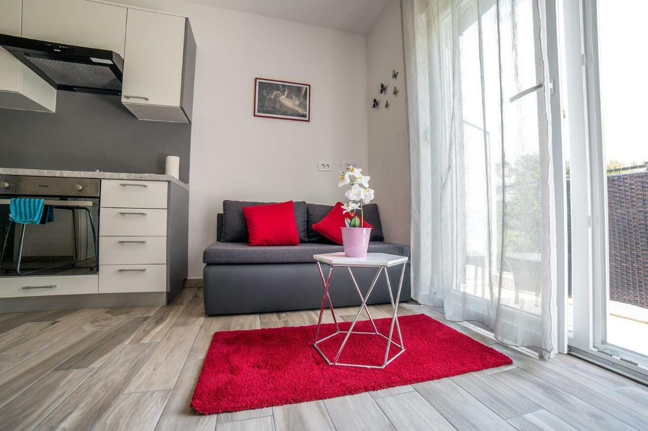 Studio Apartman Nina Apartment Рийека Екстериор снимка